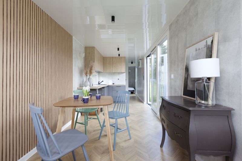 Domek – jadalnia i salon